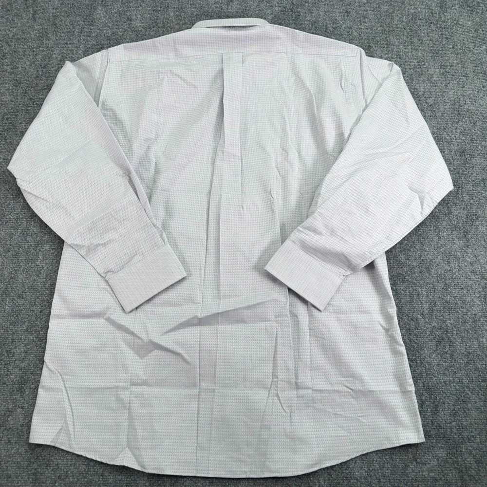 Van Heusen Dress Shirt Mens 16 32 33 Large‎ Light Purple Broadcloth Wrinkle Free - Picture 13 of 14